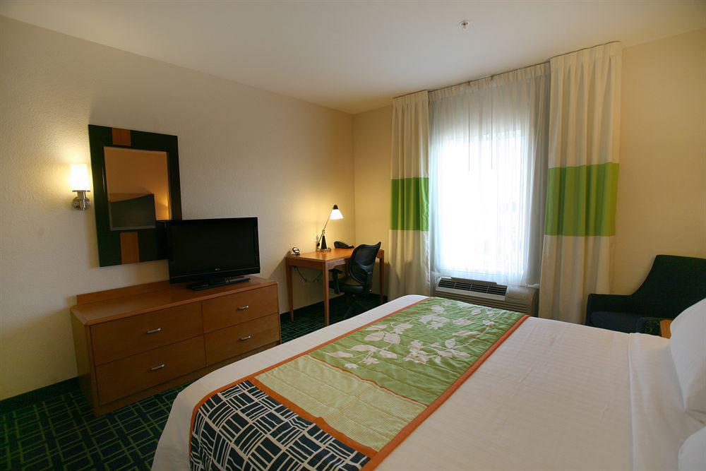 Fairfield Inn And Suites By Marriott Lakeland Plant City Zewnętrze zdjęcie