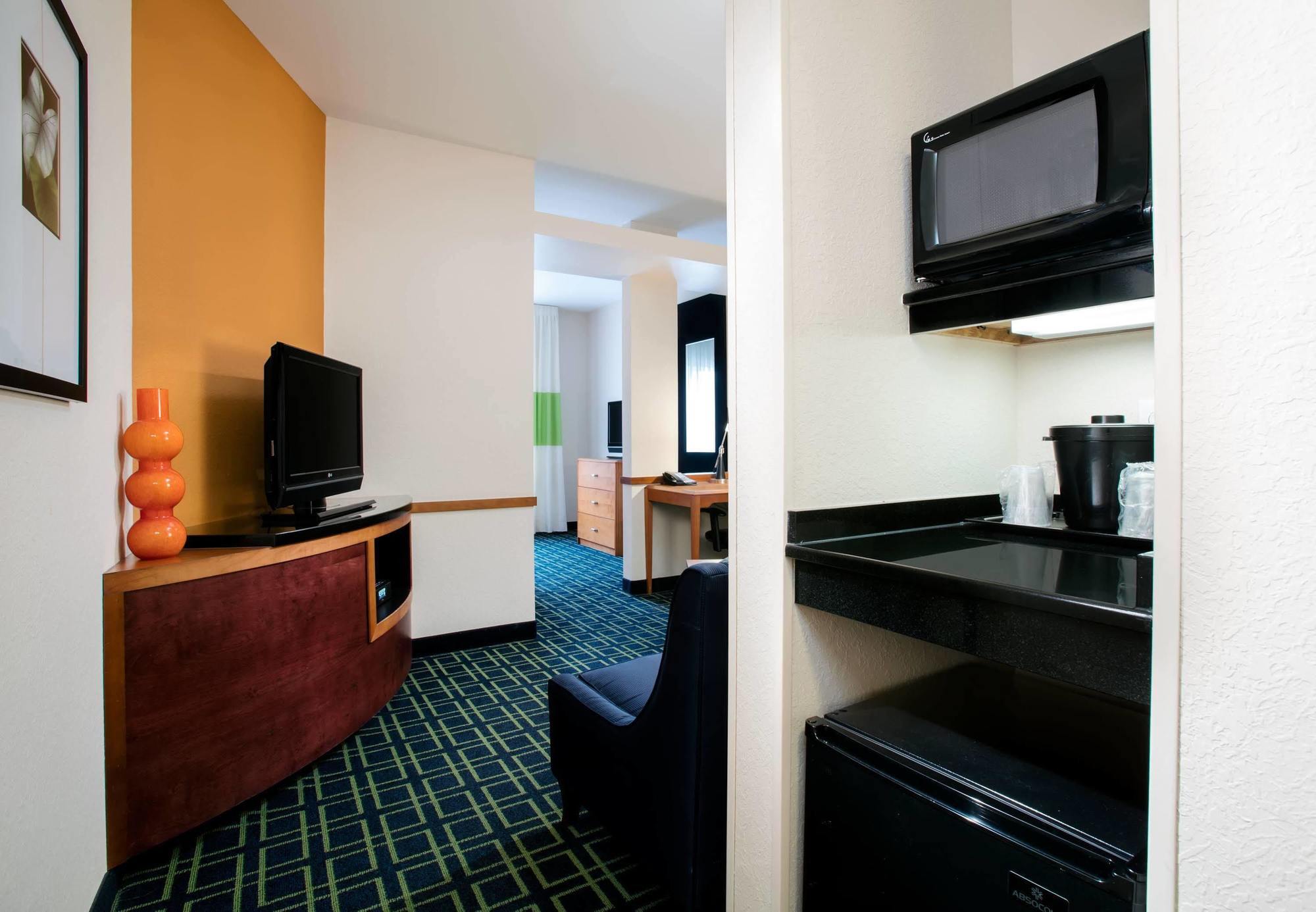 Fairfield Inn And Suites By Marriott Lakeland Plant City Zewnętrze zdjęcie
